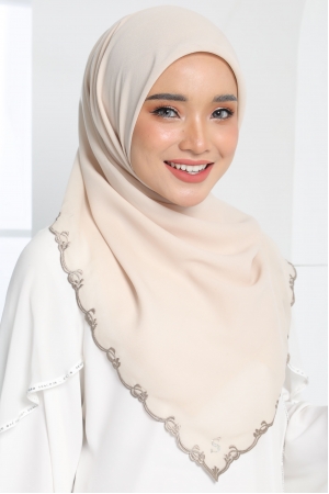 Defect  Mahsuri │Cream Powder